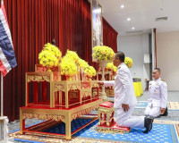 จังหวัดสุราษฎร์ธานีจัดพิธีมอบหนังสือพระราชทานสารานุกรมไทยสำห ... พารามิเตอร์รูปภาพ 6