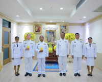 จังหวัดสุราษฎร์ธานี จัดพิธีรับมอบปฏิทินหลวงพุทธศักราช 2567 พ ... พารามิเตอร์รูปภาพ 12