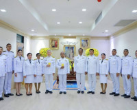จังหวัดสุราษฎร์ธานี จัดพิธีรับมอบปฏิทินหลวงพุทธศักราช 2567 พ ... พารามิเตอร์รูปภาพ 13