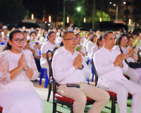 ผู้ว่าราชการจังหวัดสุราษฎร์ธานี นำข้าราชการ พุทธศาสนิกชน เจร ... พารามิเตอร์รูปภาพ 5