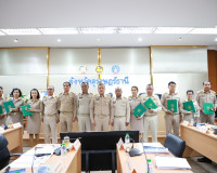 ผู้ว่าราชการจังหวัดสุราษฎร์ธานี ประชุมหัวหน้าส่วนราชการและหน ... พารามิเตอร์รูปภาพ 3