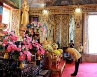 พุทธศาสนิกชนจังหวัดสุราษฎร์ธานีทุกหมู่เหล่า พร้อมใจร่วมพิธีเ ... พารามิเตอร์รูปภาพ 2