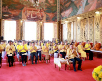 พุทธศาสนิกชนจังหวัดสุราษฎร์ธานีทุกหมู่เหล่า พร้อมใจร่วมพิธีเ ... พารามิเตอร์รูปภาพ 4