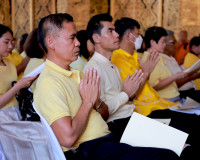 พุทธศาสนิกชนจังหวัดสุราษฎร์ธานีทุกหมู่เหล่า พร้อมใจร่วมพิธีเ ... พารามิเตอร์รูปภาพ 12