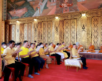 พุทธศาสนิกชนจังหวัดสุราษฎร์ธานีทุกหมู่เหล่า พร้อมใจร่วมพิธีเ ... พารามิเตอร์รูปภาพ 17