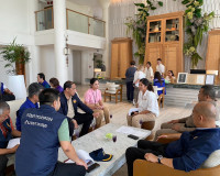 ประธานในการตรวจสอบสถานที่โรงแรมที่ยื่นขออนุญาต และขอต่ออายุใ ... พารามิเตอร์รูปภาพ 12