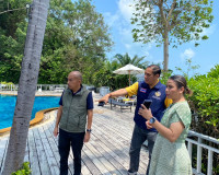 ประธานในการตรวจสอบสถานที่โรงแรมที่ยื่นขออนุญาต และขอต่ออายุใ ... พารามิเตอร์รูปภาพ 1