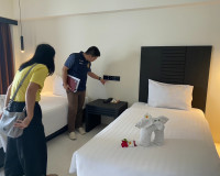 ประธานในการตรวจสอบสถานที่โรงแรมที่ยื่นขออนุญาต และขอต่ออายุใ ... พารามิเตอร์รูปภาพ 7