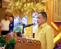 ผู้ว่าฯ สุราษฎร์ธานีเปิดงานสรงน้ำ - ปิดทอง รูปหล่อหลวงพ่อกล่ ... พารามิเตอร์รูปภาพ 2