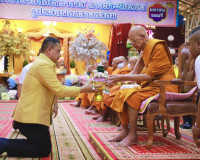 ผู้ว่าฯ สุราษฎร์ธานีเปิดงานสรงน้ำ - ปิดทอง รูปหล่อหลวงพ่อกล่ ... พารามิเตอร์รูปภาพ 3
