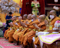 ผู้ว่าฯ สุราษฎร์ธานีเปิดงานสรงน้ำ - ปิดทอง รูปหล่อหลวงพ่อกล่ ... พารามิเตอร์รูปภาพ 9