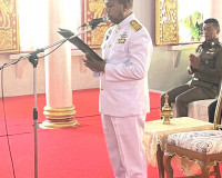 ประธานในพิธีถวายภัตตาหารและเครื่องเขียนพระราชทาน ของพระบาทสม ... พารามิเตอร์รูปภาพ 4