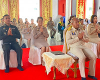 ประธานในพิธีถวายภัตตาหารและเครื่องเขียนพระราชทาน ของพระบาทสม ... พารามิเตอร์รูปภาพ 2