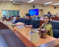 ประธานการประชุมคณะกรรมการจัดงานแห่ผ้าห่มพระธาตุศรีสุราษฎร์ แ ... พารามิเตอร์รูปภาพ 4