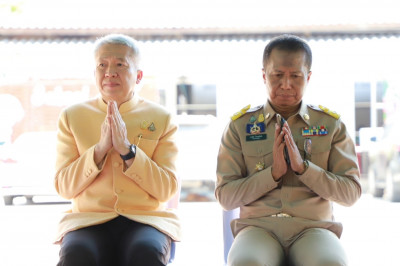 รองผู้ว่าฯสุราษฎร์ธานี ร่วมพิธีบวงสรวงบูชาพ่อพระใหญ่และสิ่งศ ... พารามิเตอร์รูปภาพ 1