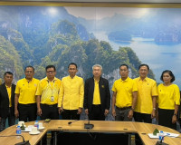 ประธานประชุมหารือแนวทางการพัฒนาแหล่งจำหน่ายสินค้าชุมชนบริเวณ ... พารามิเตอร์รูปภาพ 1