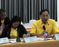 ประธานประชุมหารือแนวทางการพัฒนาแหล่งจำหน่ายสินค้าชุมชนบริเวณ ... พารามิเตอร์รูปภาพ 7