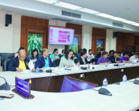 รองผู้ว่าฯสุราษฎร์ธานีประชุมเตรียมความพร้อมการดำเนินโครงการต ... พารามิเตอร์รูปภาพ 3