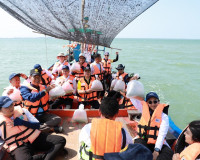 ผู้ว่าฯสุราษฎร์ธานีเปิดโครงการ “ปูม้ายั่งยืน คู่ทะเลไทย“ ปีท ... พารามิเตอร์รูปภาพ 7