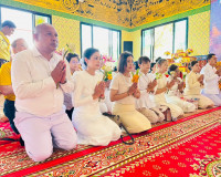 ผู้ว่าฯ สุราษฎร์ธานีร่วมเข้าสักการะพระบรมสารีริกธาตุ และพระอ ... พารามิเตอร์รูปภาพ 12