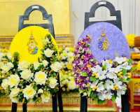 ผู้ว่าราชการจังหวัดสุราษฎร์ธานีเชิญพวงมาลาพระราชทานและพวงมาล ... พารามิเตอร์รูปภาพ 11