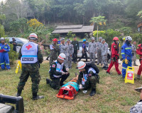 รองผู้ว่าราชการจังหวัดสุราษฎร์ธานี ร่วมต้อนรับ พลเรือเอก อะด ... พารามิเตอร์รูปภาพ 11