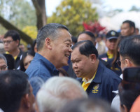 นายกรัฐมนตรี เยี่ยมชมแปลงทุเรียนสาธิต เกาะสมุย เดินหน้ารับฟั ... พารามิเตอร์รูปภาพ 7