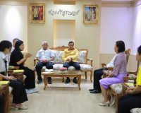 ผู้ว่าราชการจังหวัดสุราษฎร์ธานี เป็นตัวแทนรับมอบเงินสมทบโครง ... พารามิเตอร์รูปภาพ 8