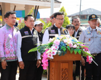 ผู้ว่าฯ สุราษฎร์ธานีเปิดศูนย์ปฏิบัติการป้องกันและลดอุบัติเหต ... พารามิเตอร์รูปภาพ 9