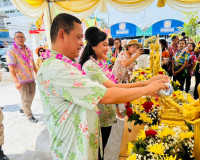 จังหวัดสุราษฎร์ธานีเปิดงานประเพณีสงกรานต์ เย็นทั่วหล้า มหาสง ... พารามิเตอร์รูปภาพ 9