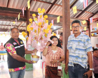 ผู้ว่าฯ สุราษฎร์ธานี ร่วมงานบุญทอดผ้าป่าสามัคคีเพื่อทำถนนคอน ... พารามิเตอร์รูปภาพ 6