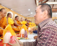 ผู้ว่าฯ สุราษฎร์ธานี ร่วมงานบุญทอดผ้าป่าสามัคคีเพื่อทำถนนคอน ... พารามิเตอร์รูปภาพ 10