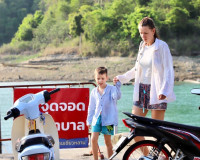 ผู้ว่าฯ สุราษฎร์ธานี ลงพื้นที่ให้กำลังใจเจ้าหน้าที่ประจำจุดต ... พารามิเตอร์รูปภาพ 18