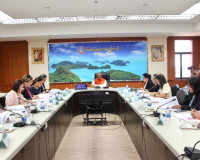 รองผู้ว่าราชการจังหวัดสุราษฎร์ธานี เป็นประธานการประชุมคณะกรร ... พารามิเตอร์รูปภาพ 1