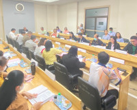 รองผู้ว่าราชการจังหวัดสุราษฎร์ธานี เป็นประธานในการประชุมคณะอ ... พารามิเตอร์รูปภาพ 10