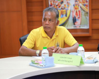 รองผู้ว่าราชการจังหวัดสุราษฎร์ธานี เป็นประธานในการประชุมการพ ... พารามิเตอร์รูปภาพ 3