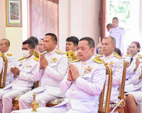 จังหวัดสุราษฎร์ธานีจัดพิธีเจริญพระพุทธมนต์เนื่องในวันคล้ายวั ... พารามิเตอร์รูปภาพ 6