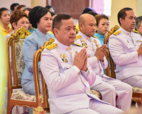 จังหวัดสุราษฎร์ธานีจัดพิธีเจริญพระพุทธมนต์เนื่องในวันคล้ายวั ... พารามิเตอร์รูปภาพ 9