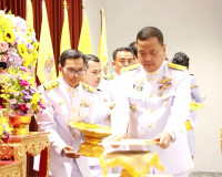จังหวัดสุราษฎร์ธานีจัดพิธีรับพระราชทานพระบรมฉายาลักษณ์ พระบา ... พารามิเตอร์รูปภาพ 2