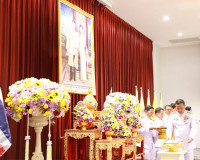 จังหวัดสุราษฎร์ธานีจัดพิธีรับพระราชทานพระบรมฉายาลักษณ์ พระบา ... พารามิเตอร์รูปภาพ 3
