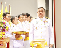 จังหวัดสุราษฎร์ธานีจัดพิธีรับพระราชทานพระบรมฉายาลักษณ์ พระบา ... พารามิเตอร์รูปภาพ 4