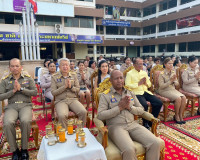 รองผู้ว่าราชการจังหวัดสุราษฎร์ธานี เป็นประธานในพิธีสักการะสิ ... พารามิเตอร์รูปภาพ 2