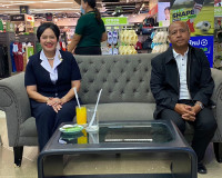 รองผู้ว่าราชการจังหวัดสุราษฎร์ธานี เป็นประธานกล่าวเปิดวันแรง ... พารามิเตอร์รูปภาพ 2