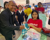 รองผู้ว่าราชการจังหวัดสุราษฎร์ธานี เป็นประธานกล่าวเปิดวันแรง ... พารามิเตอร์รูปภาพ 8
