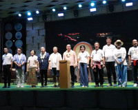 ผู้ว่าราชการจังหวัดสุราษฎร์ธานี เปิดงาน Spotlight Koh Tao ส่ ... พารามิเตอร์รูปภาพ 11