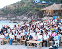 ผู้ว่าราชการจังหวัดสุราษฎร์ธานี เปิดงาน Spotlight Koh Tao ส่ ... พารามิเตอร์รูปภาพ 13