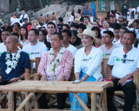 ผู้ว่าราชการจังหวัดสุราษฎร์ธานี เปิดงาน Spotlight Koh Tao ส่ ... พารามิเตอร์รูปภาพ 14