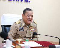 ผู้ว่าราชการจังหวัดสุราษฎร์ธานี นำทีมตำรวจ ป.ป.ส. แถลงผล &quot;ยุ ... พารามิเตอร์รูปภาพ 4