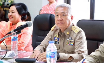 รองผู้ว่าราชการจังหวัดสุราษฎร์ธานี เป็นประธานประชุมการประกวด ... พารามิเตอร์รูปภาพ 1