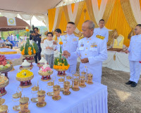 รองผู้ว่าราชการจังหวัดสุราษฎร์ธานี ร่วมพิธียกฐานศาลท้าวหิรัญ ... พารามิเตอร์รูปภาพ 7